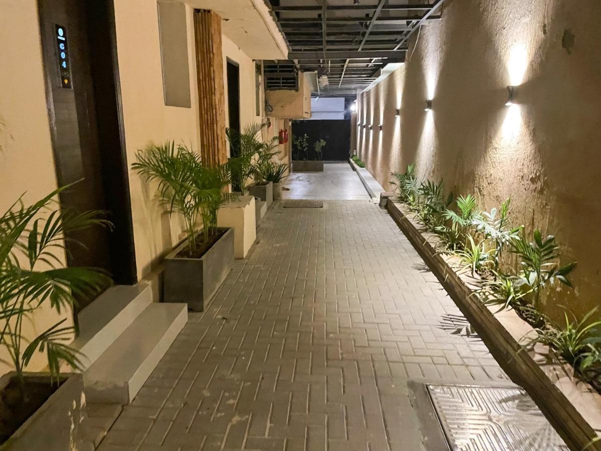 Hamsun Shahrah-E-Faisal Hotel Karachi Bagian luar foto