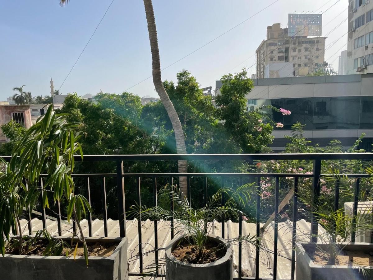 Hamsun Shahrah-E-Faisal Hotel Karachi Bagian luar foto