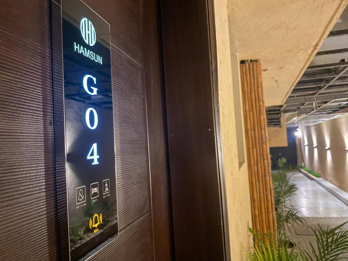 Hamsun Shahrah-E-Faisal Hotel Karachi Bagian luar foto