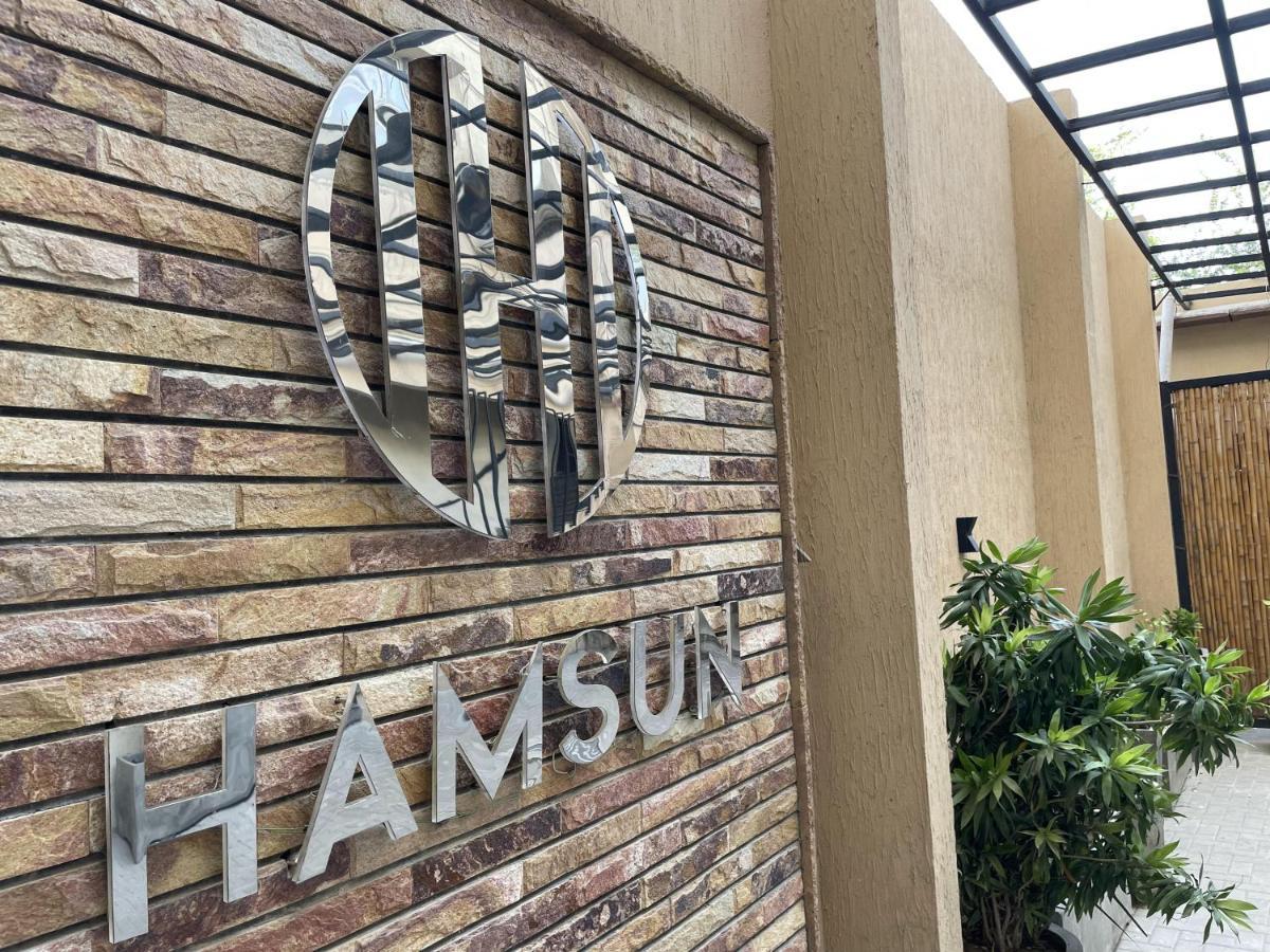 Hamsun Shahrah-E-Faisal Hotel Karachi Bagian luar foto