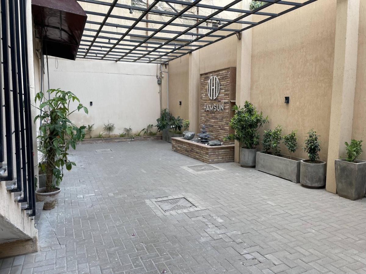 Hamsun Shahrah-E-Faisal Hotel Karachi Bagian luar foto