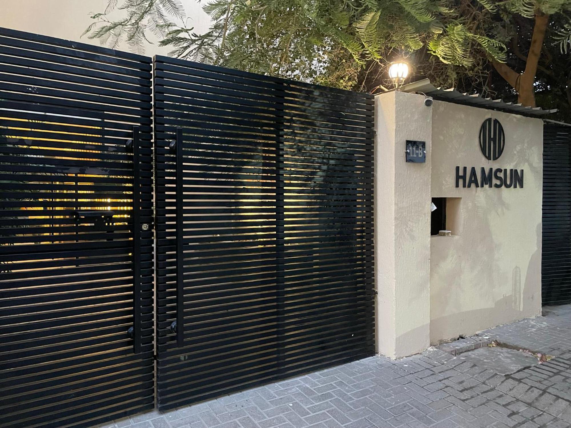 Hamsun Shahrah-E-Faisal Hotel Karachi Bagian luar foto